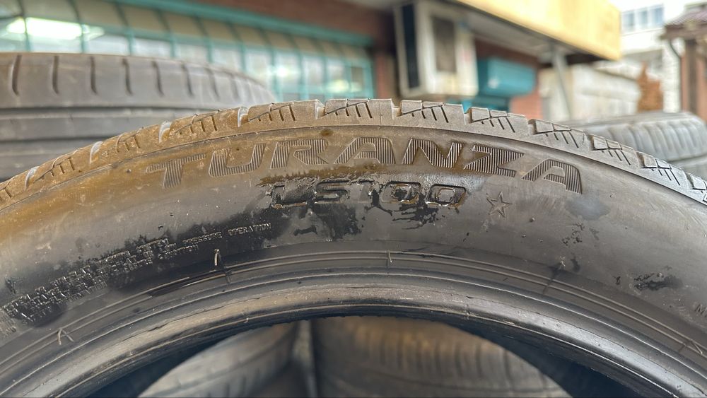 225/45/17 Bridgestone Run Flat (RSC)