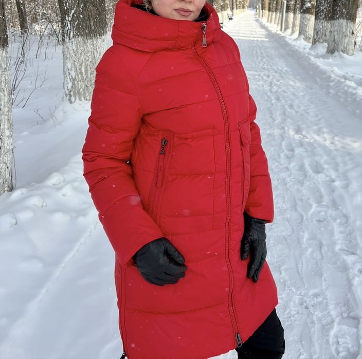 Продам куртку женскую