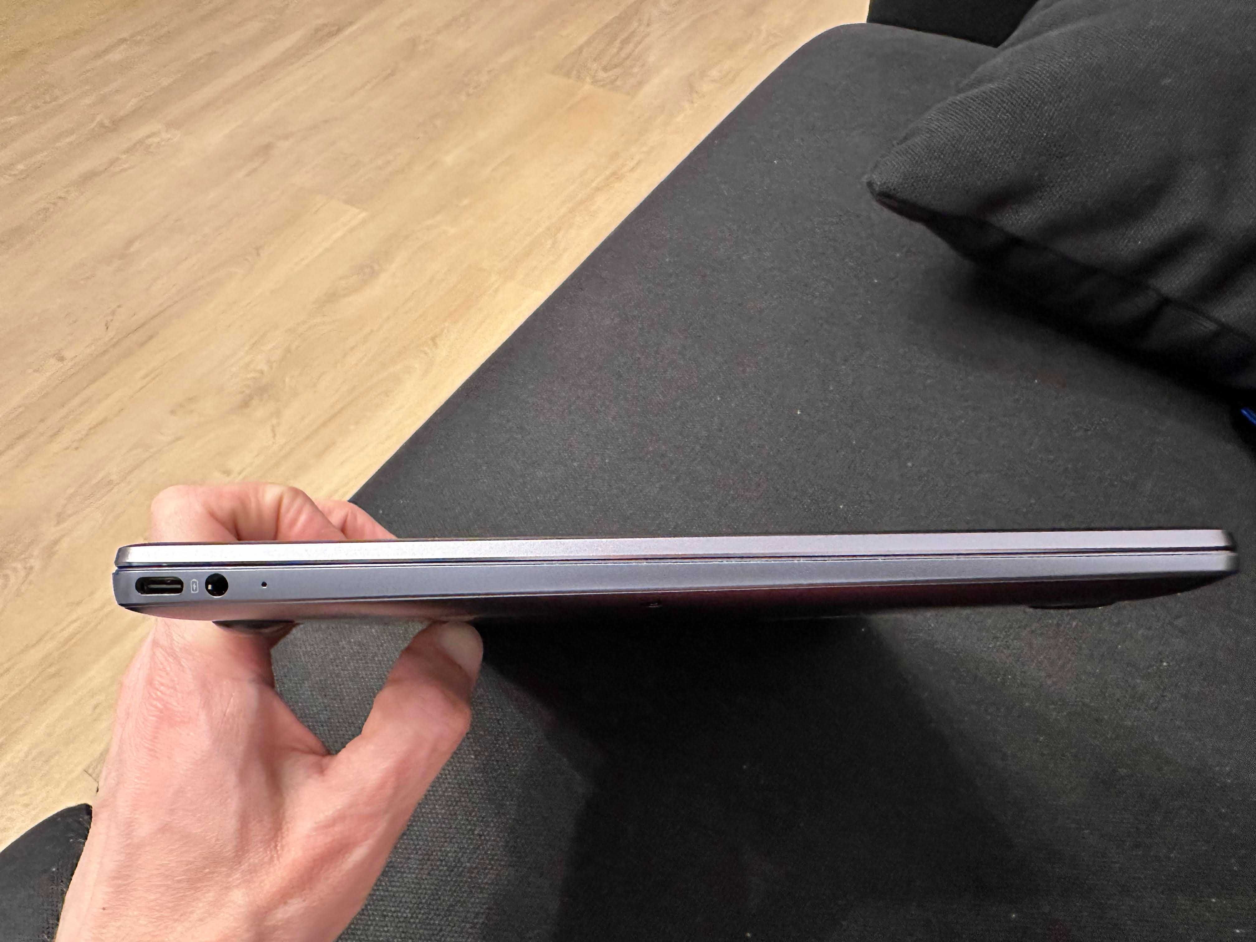 Ultrabook Huawei MateBook 13, 2K IPS, 8 GB cu 256 GB