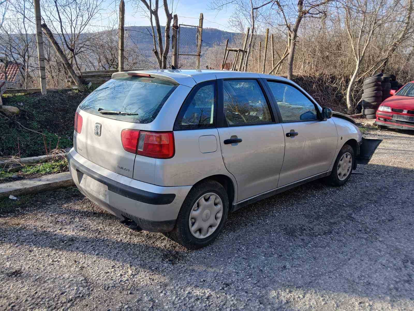 Продавам Сеат Ибиза 2000 г на части