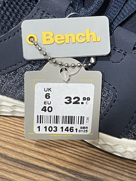 Нови мъжки обувки Bench