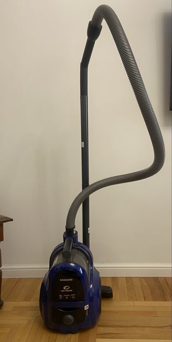 Пылесос Самсунг в отличном состоянии
