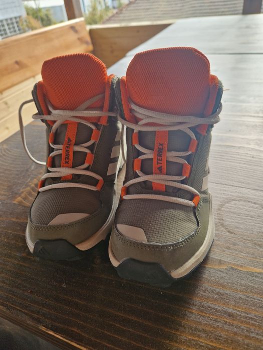 Детски обувки adidas terrex