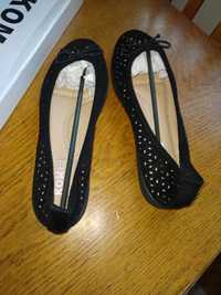 Дамски обувки тип пантофка от велур
