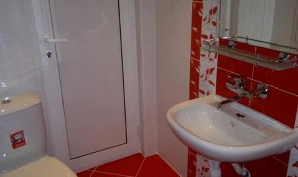 Дава се под наем Двустаен апартамент в Пловдив, Център - 80 кв.м за 408 € - Снимка #5