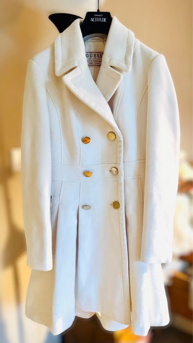 Палто Guess с вълна