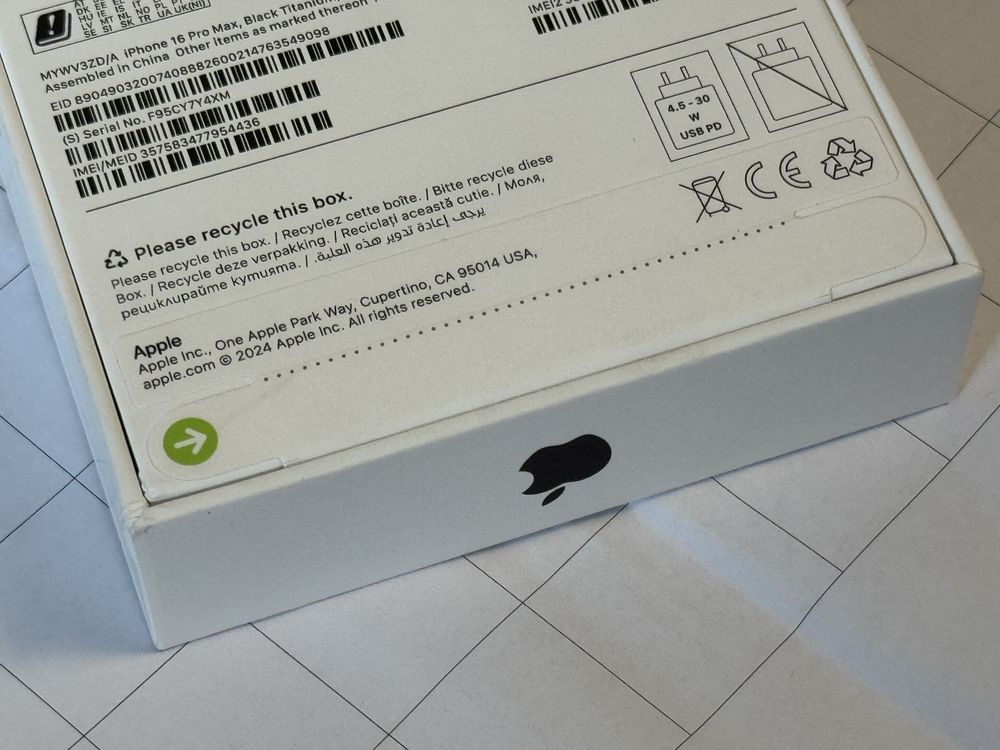 *** ЗАПЕЧАТАН 256GB iPhone 16 PRO MAX Гаранция A1 Titanium BLACK