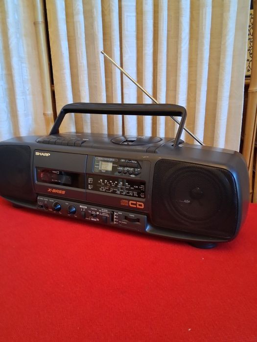 Radio CD Sharp Boombox