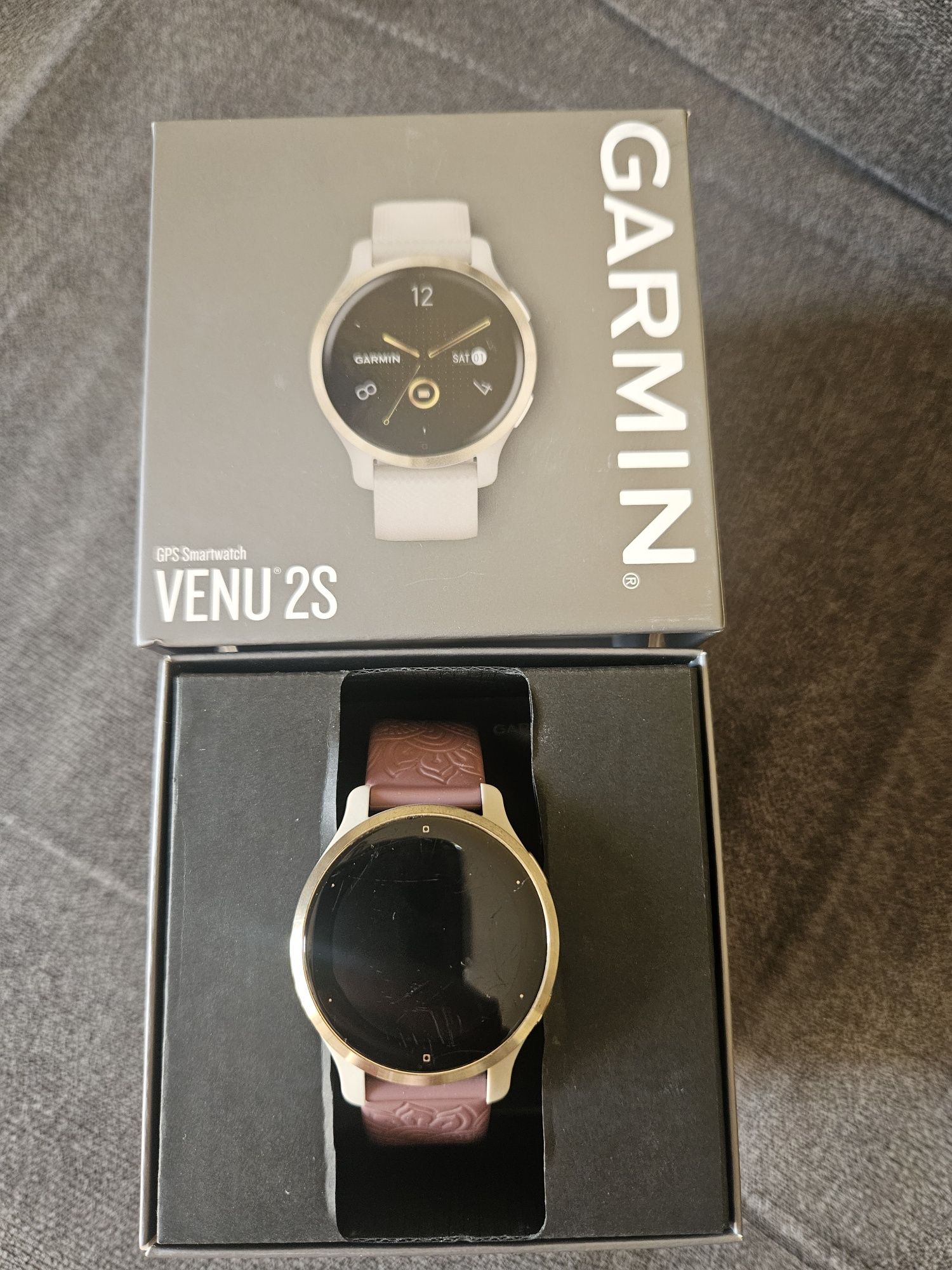 Smart часовник Garmin Venu 2S