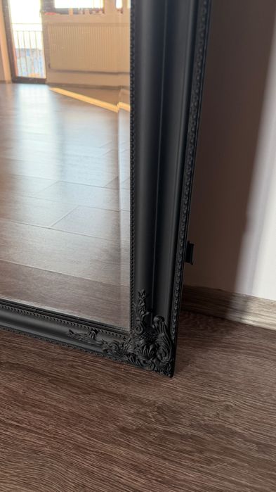 Oglinda cu rama neagra 72/162