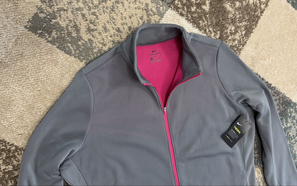 Дамска блузка Nike Therma-Fit Hypervis - нова