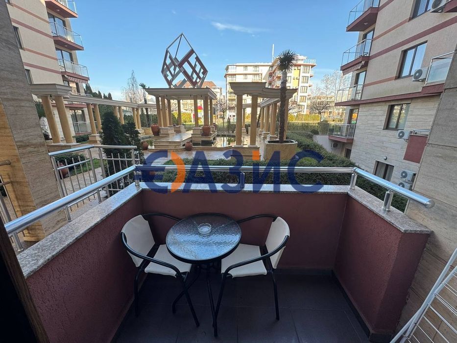 Продава се Едностаен апартамент в к.к. Слънчев бряг - 33 кв.м за 1391 €/кв.м - Снимка #12