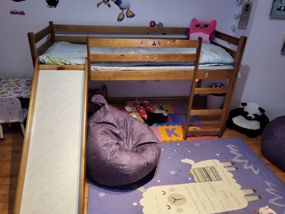 Pat cu tobogan pt copii