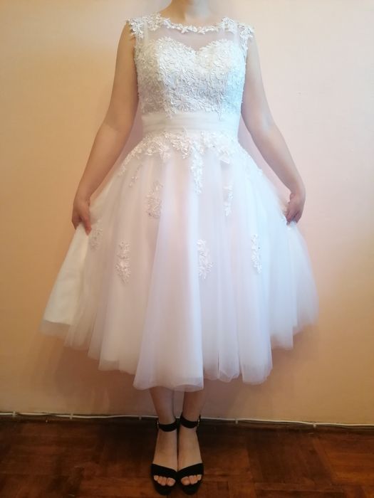 Rochie de mireasa alba scurtă midi mărimea M-L 38-40