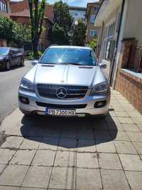 ПродавамMercedes ML500 W164