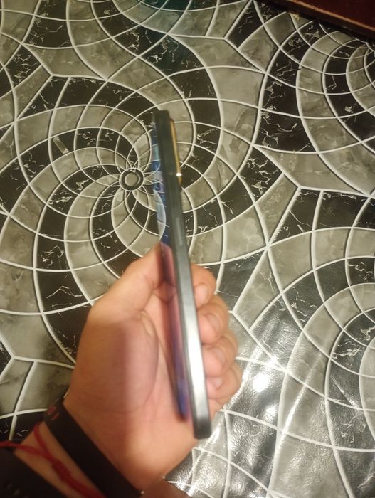 Vând honor 200 Smart