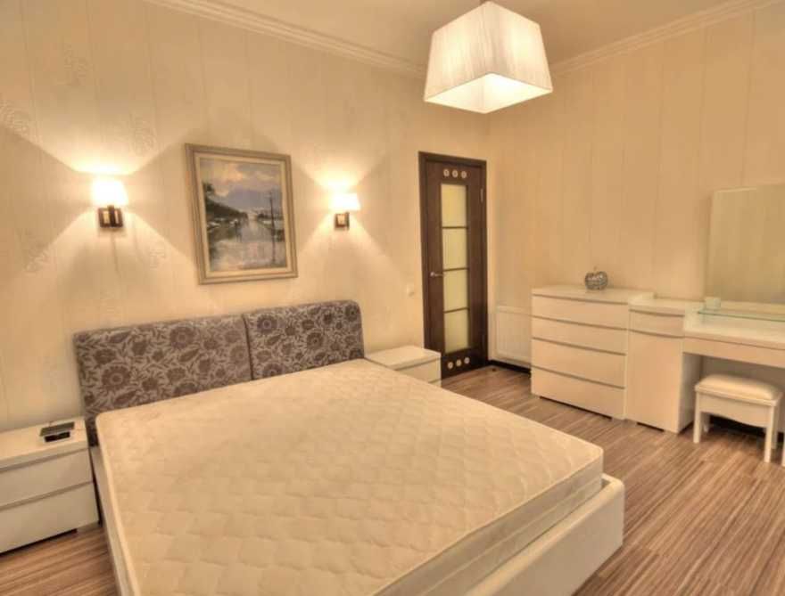 Дава се под наем Двустаен апартамент в Пловдив, Център - 60 кв.м за 278.97 € - Снимка #3