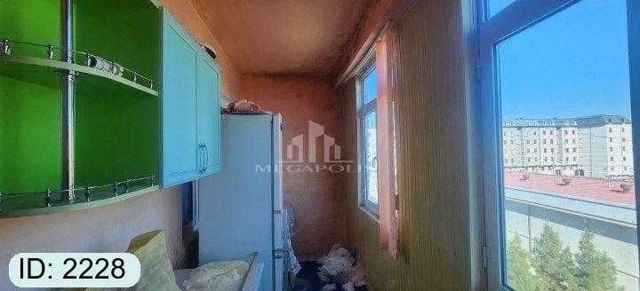 Dinamo bozorcha tarafda 2 xonali tayyor kvartira sotiladi №2228