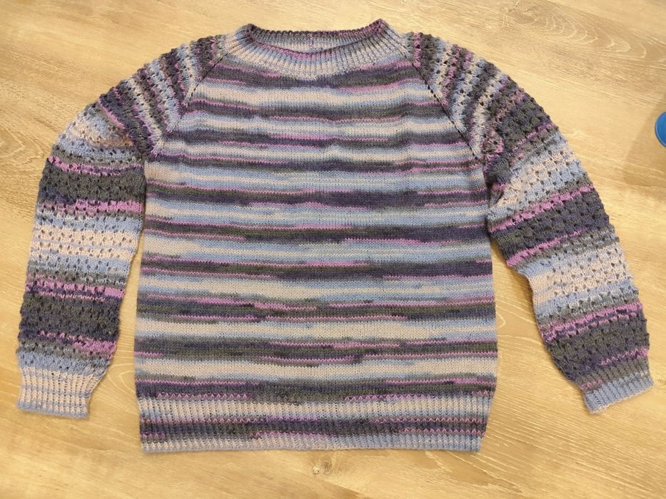 Pulovar tricotat manual