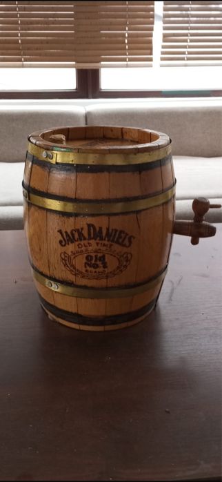 Reclama jack daniels bar
