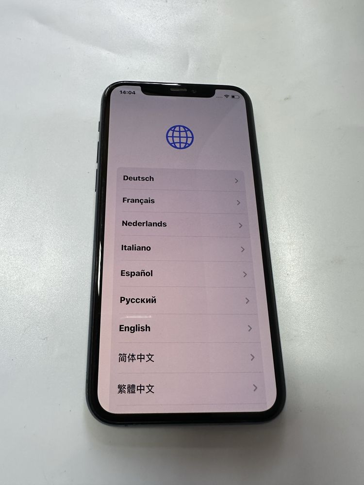 iPhone 11 Pro 128gb - заключен с iCloud, в отличен външен вид