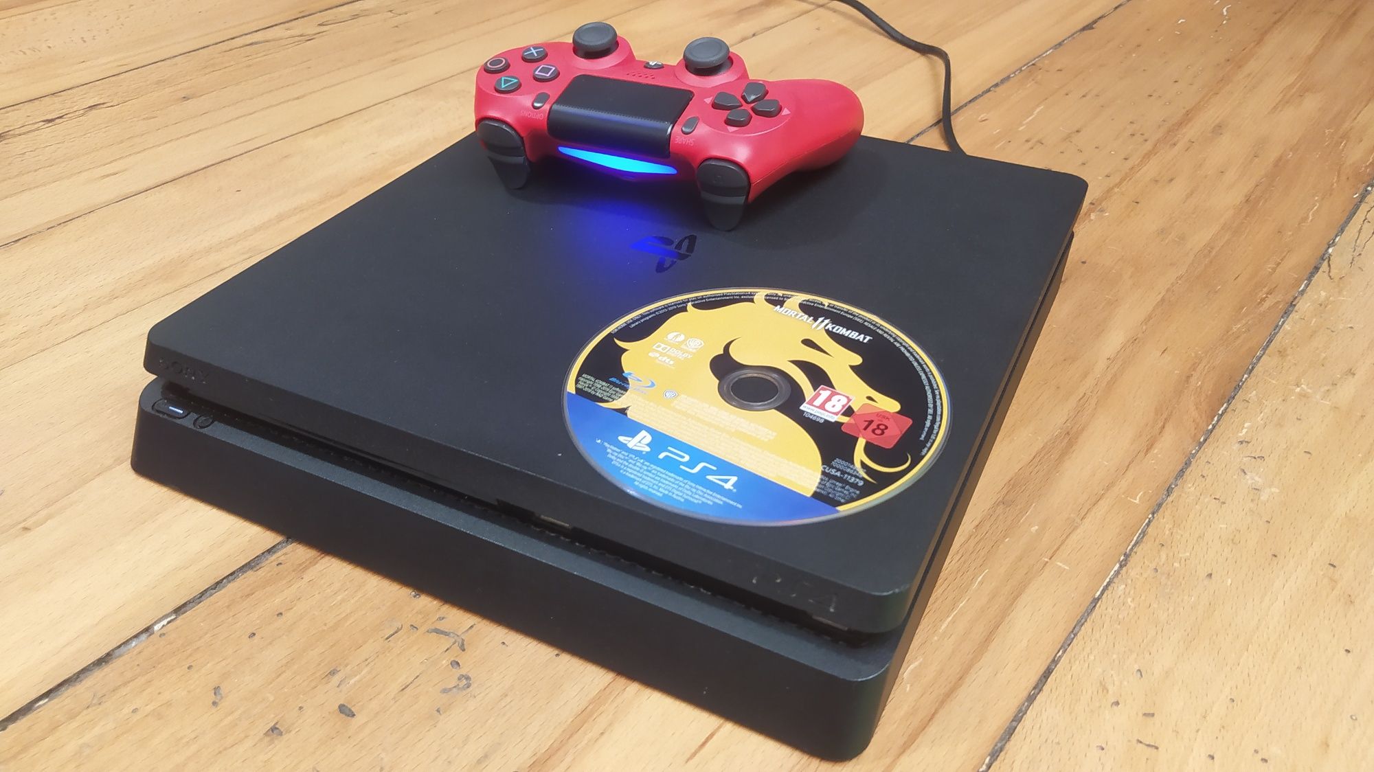 PS4 | PS 4 slim 500 гб + Джойстик + Mortal Kombat 11 + Кабели