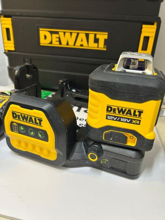 Dewalt DCE089D1G18 - Nivela laser cu linii, 35 m,3 linii laser, -P-