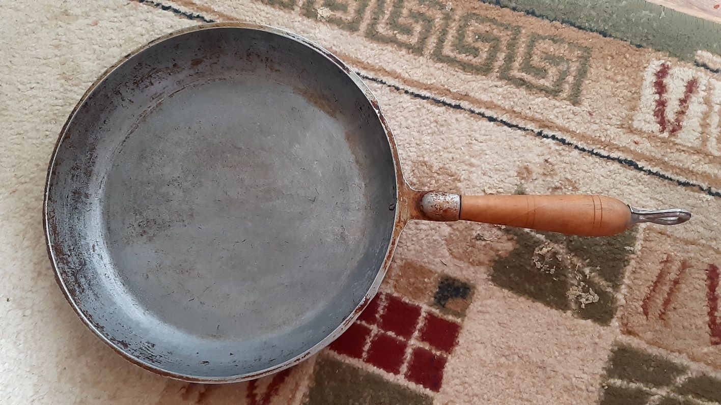 Rossiyski tapa sotiladi
