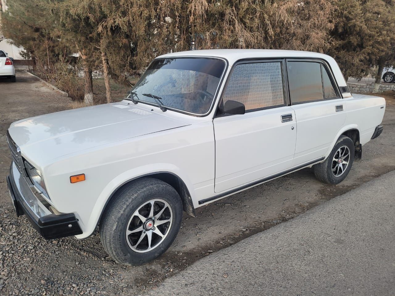 Vaz2107 Sotiladi