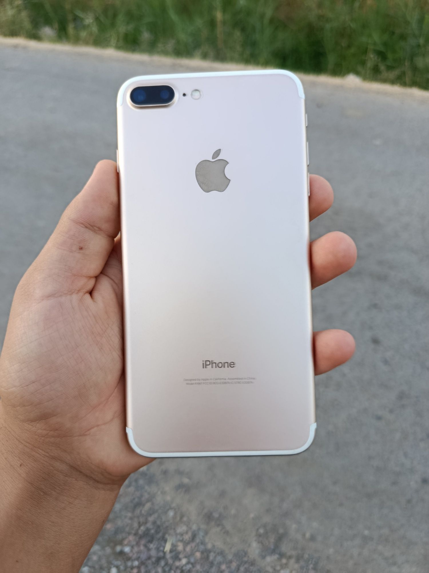 iPhone 7 puls 32GB maslo