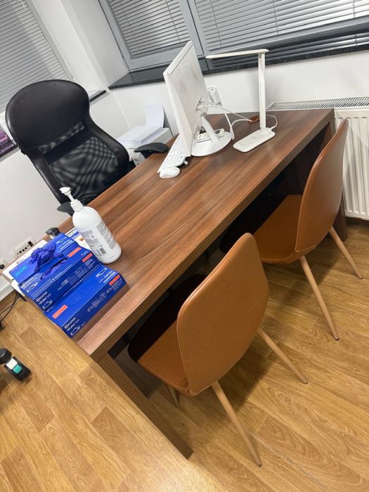 Vand Birou Mobexpert model CORE scaunele incluse