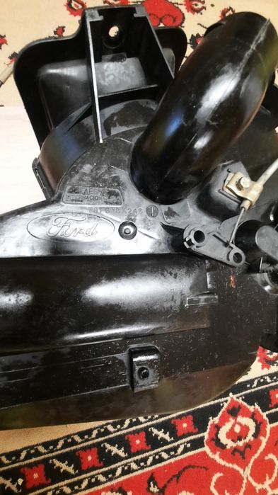 Комплект парно за Форд.