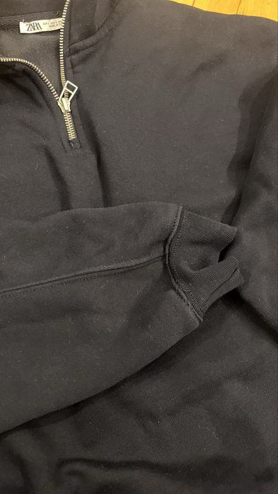 Zara син пуловер