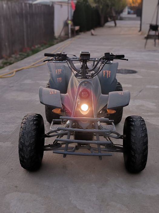 Vând sau schimb cu cros atv motor 250