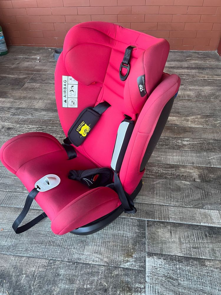 Scaun Auto Riola cu Isofix BUF BOOF Red 0 36 kg 137 grade pozitie somn