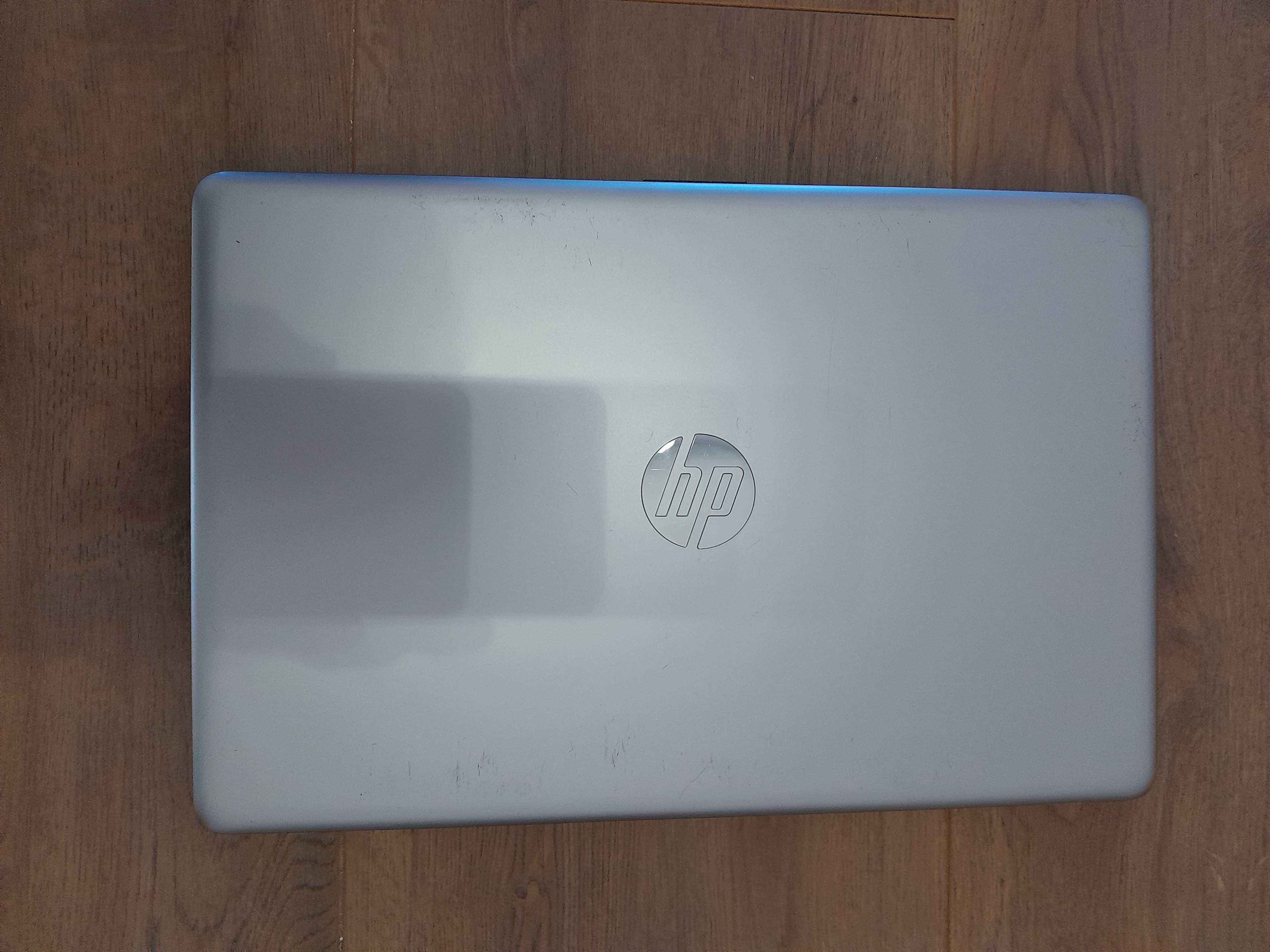 Hp 250 G7 , 15,6 Fhd , i3 7020u , 8 Gb ddr 4 , 128 Ssd M2