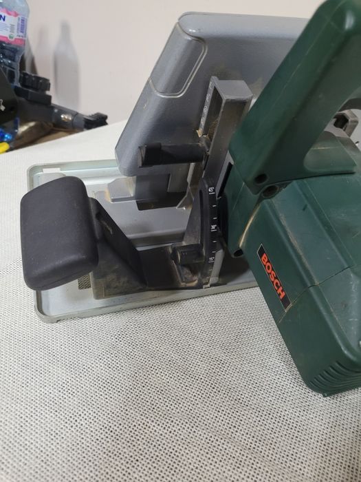 Ръчен циркуляр BOSCH