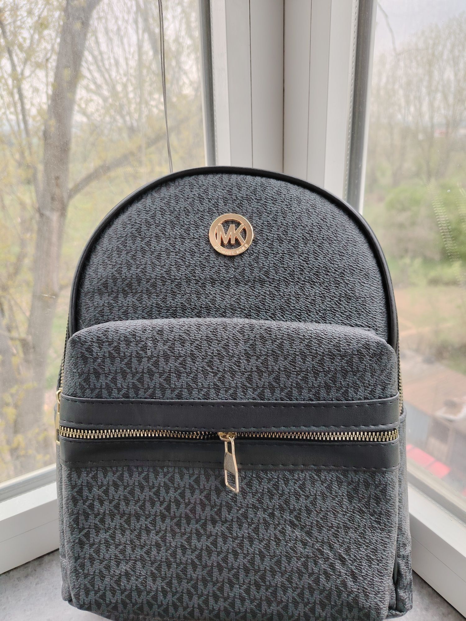 Продавам Раници на Nike, Guess, Adidas,MK