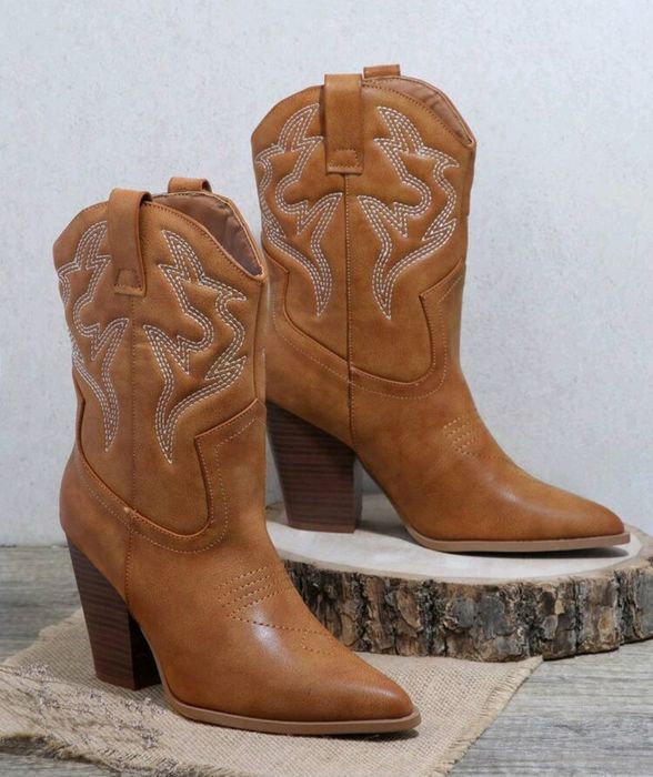 Нови ботуши  40 номер