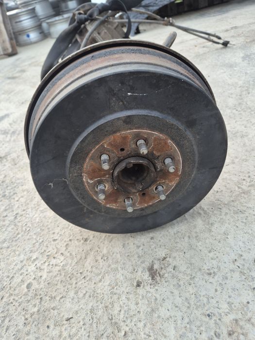 Punte spate nissan navara 2.5 diesel 2012