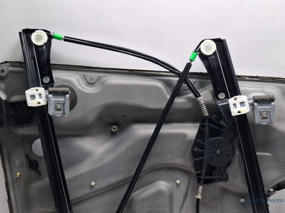 Macara geam dreapta fata VOLKSWAGEN GOLF IV Variant 1J5 1999 - 20061.9 TDI AGR, ALH 1J4837756