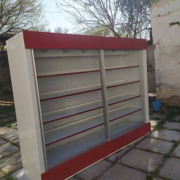 Витрина  холодильник
