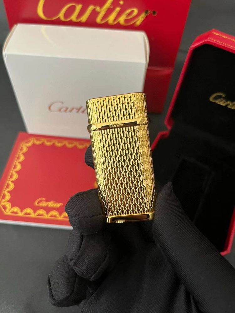 Златна запалка Cartier – Лукс и стил