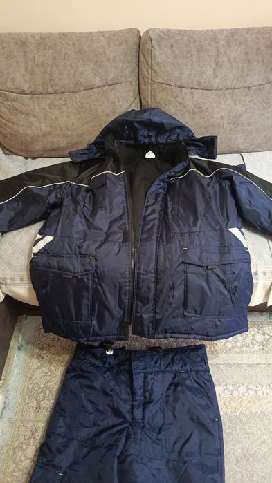 Продам зимний рабочий костюм новый.