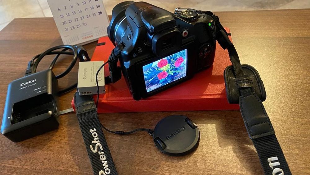 Camera foto video Canon sx 40 hs display rabatabil