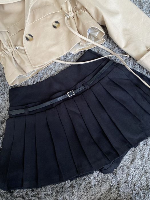 Vand fusta plisata neagra