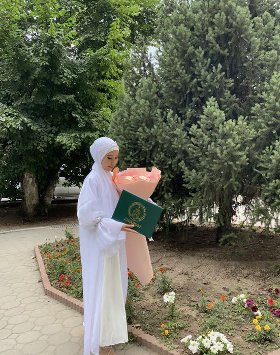 Абая со стразами