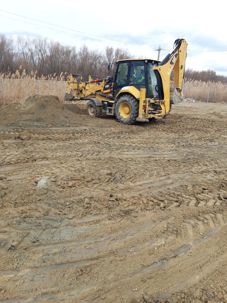 Buldoexcavator Demolari Sapatura santuri fundatie Cablu electric gropi