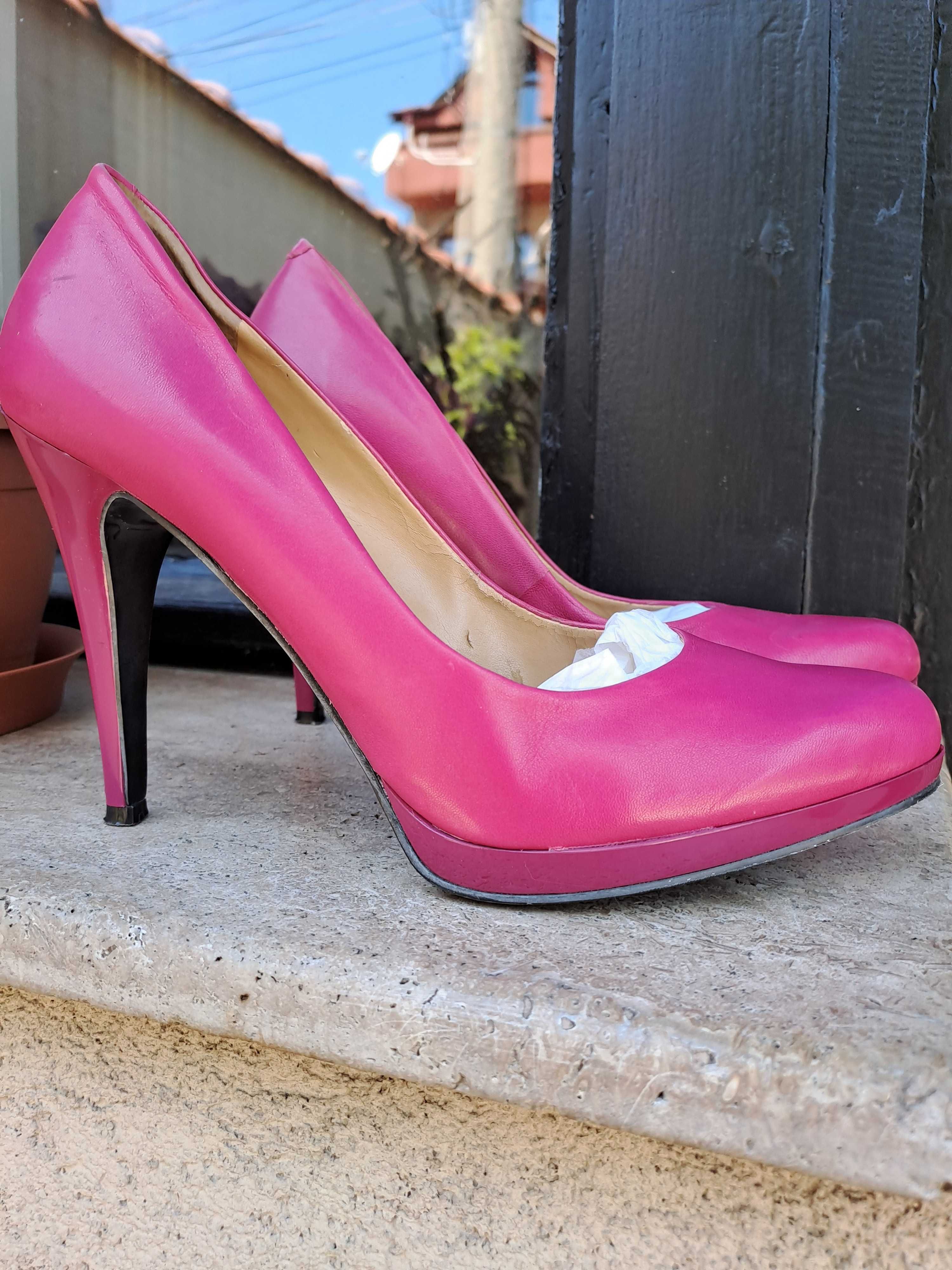 Продавам нови дамски обувки Nine West.