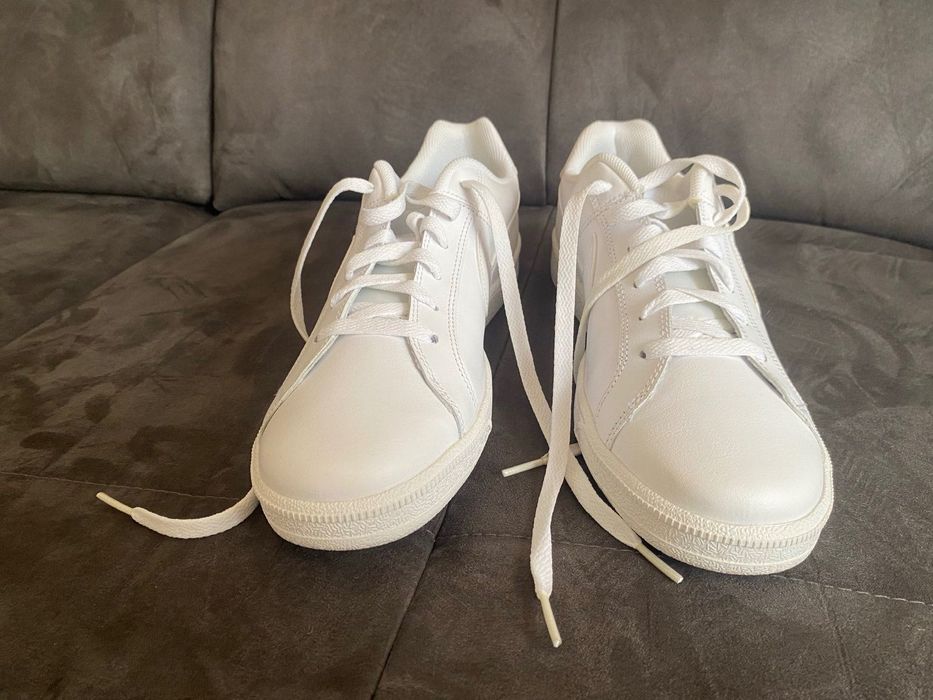 Нови мъжки маратонки Nike Court Royale 45.5